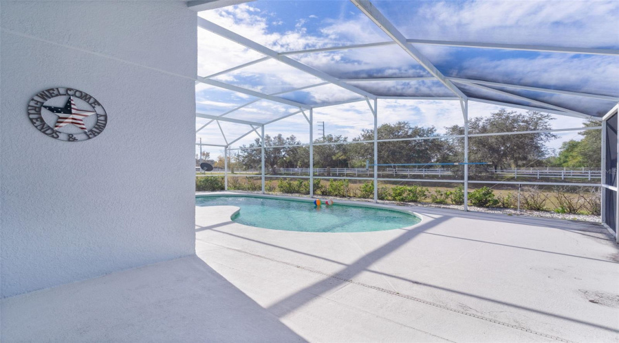 DAVENPORT, Florida 33896, 4 Bedrooms Bedrooms, ,3 BathroomsBathrooms,Residential,For Sale,SADDLE RIDGE,0,MFRG5106101