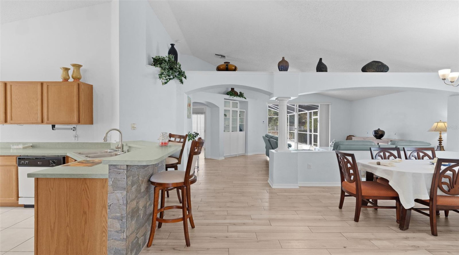 DAVENPORT, Florida 33896, 4 Bedrooms Bedrooms, ,3 BathroomsBathrooms,Residential,For Sale,SADDLE RIDGE,0,MFRG5106101