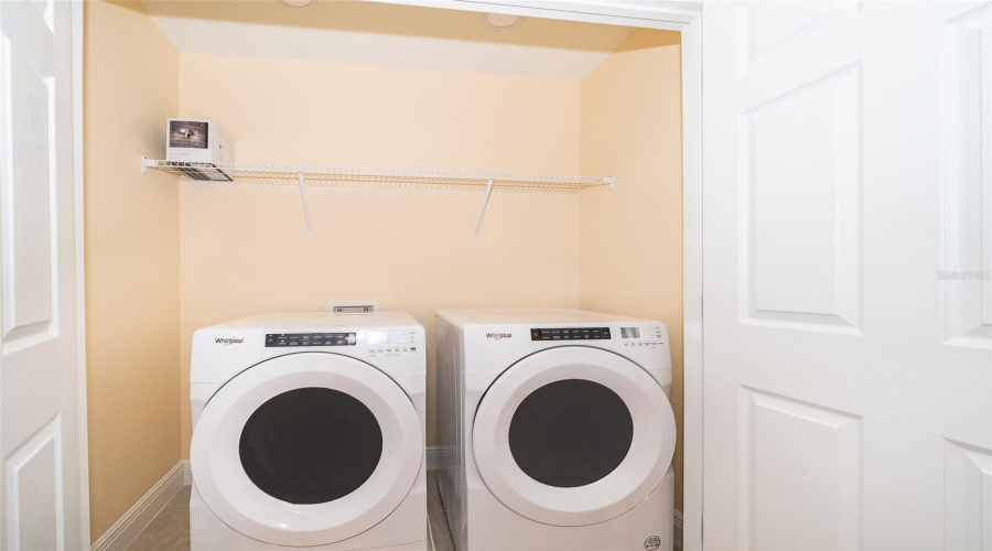 KISSIMMEE, Florida 34747, 5 Bedrooms Bedrooms, ,4 BathroomsBathrooms,Residential,For Sale,TROPICAL PALMS,0,MFRO6325817