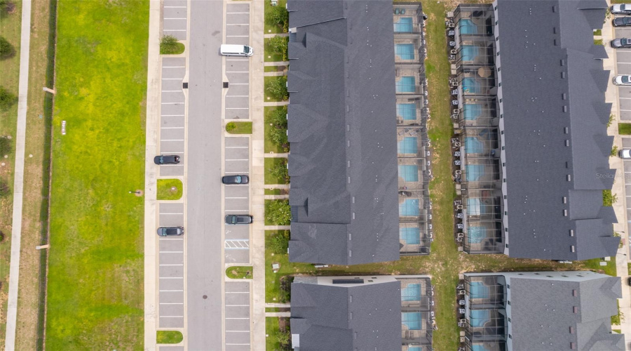 KISSIMMEE, Florida 34747, 5 Bedrooms Bedrooms, ,4 BathroomsBathrooms,Residential,For Sale,TROPICAL PALMS,0,MFRO6325817