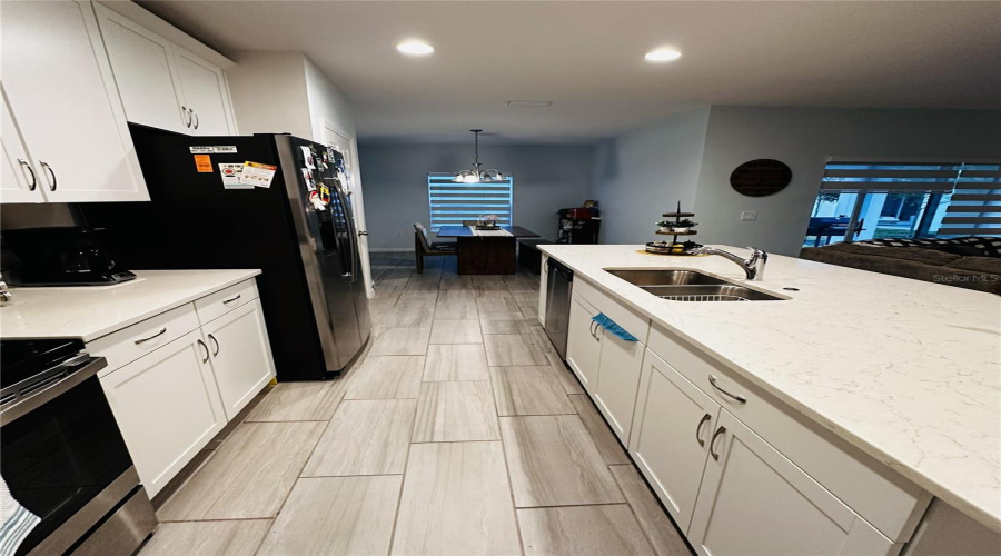 DAVENPORT, Florida 33837, 4 Bedrooms Bedrooms, ,3 BathroomsBathrooms,Residential,For Sale,BLAZING STAR,0,MFRS5141046