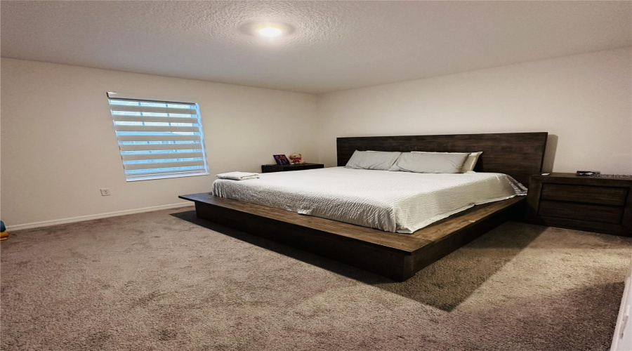 DAVENPORT, Florida 33837, 4 Bedrooms Bedrooms, ,3 BathroomsBathrooms,Residential,For Sale,BLAZING STAR,0,MFRS5141046