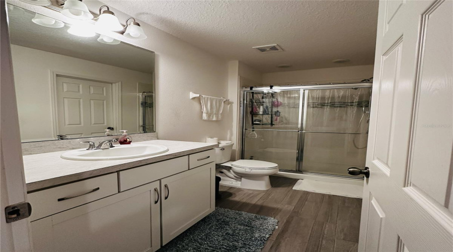 DAVENPORT, Florida 33837, 4 Bedrooms Bedrooms, ,3 BathroomsBathrooms,Residential,For Sale,BLAZING STAR,0,MFRS5141046