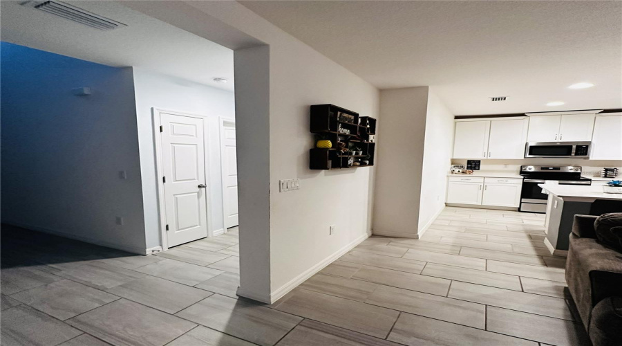 DAVENPORT, Florida 33837, 4 Bedrooms Bedrooms, ,3 BathroomsBathrooms,Residential,For Sale,BLAZING STAR,0,MFRS5141046