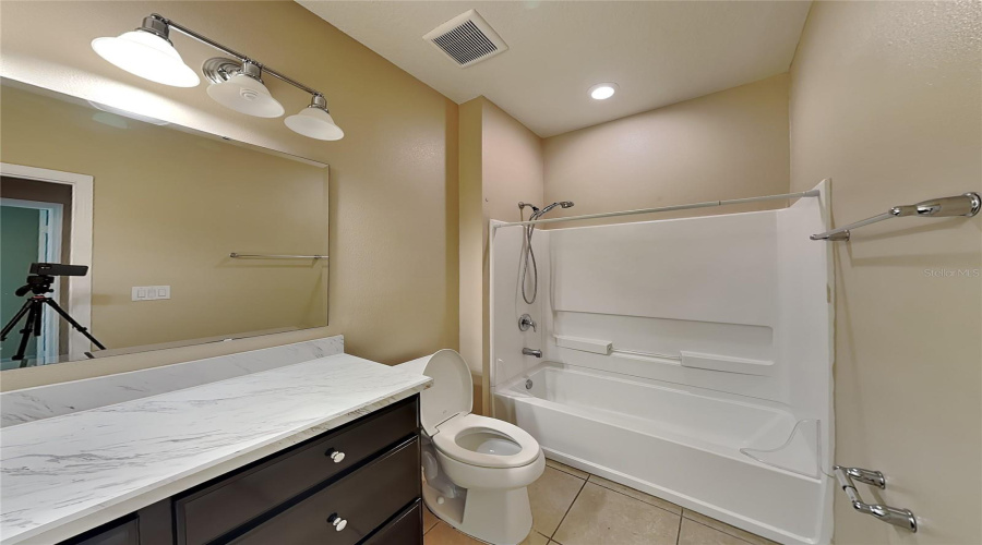 KISSIMMEE, Florida 34746, 4 Bedrooms Bedrooms, ,2 BathroomsBathrooms,Residential,For Sale,BOATING,0,MFRO6368937