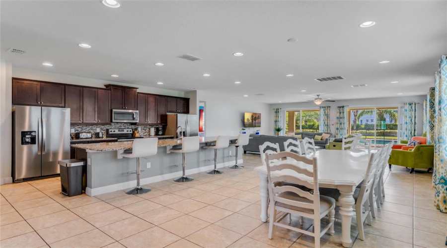 KISSIMMEE, Florida 34747, 9 Bedrooms Bedrooms, ,8 BathroomsBathrooms,Residential,For Sale,GRABEN,0,MFRO6273977