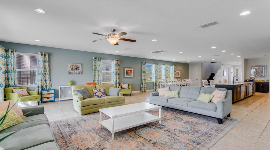 KISSIMMEE, Florida 34747, 9 Bedrooms Bedrooms, ,8 BathroomsBathrooms,Residential,For Sale,GRABEN,0,MFRO6273977