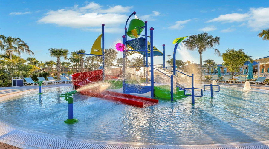 DAVENPORT, Florida 33897, 5 Bedrooms Bedrooms, ,4 BathroomsBathrooms,Residential,For Sale,PARADISE,0,MFRO6184802