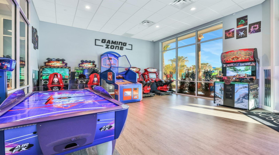 DAVENPORT, Florida 33897, 5 Bedrooms Bedrooms, ,4 BathroomsBathrooms,Residential,For Sale,PARADISE,0,MFRO6184802