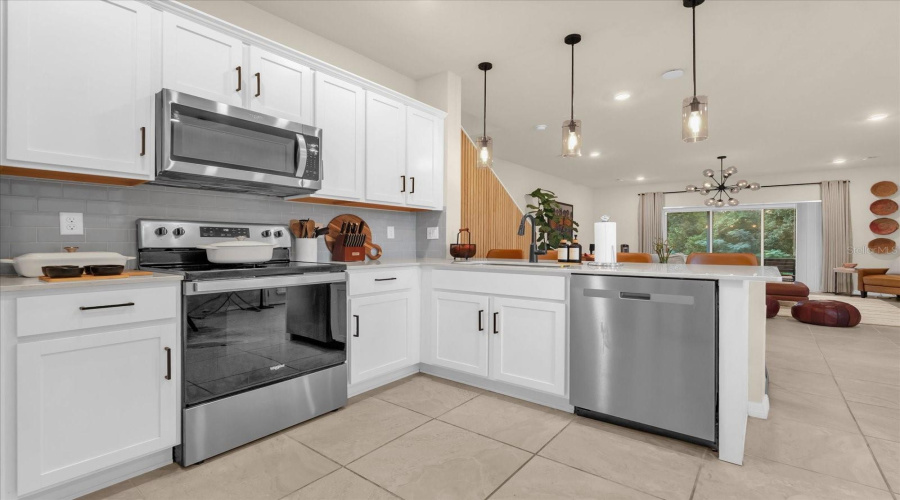 KISSIMMEE, Florida 34746, 3 Bedrooms Bedrooms, ,2 BathroomsBathrooms,Residential,For Sale,BRIGHT JEWEL,0,MFRO6367050