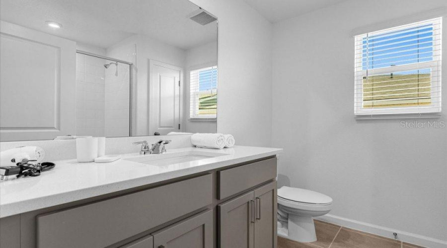 KISSIMMEE, Florida 34747, 9 Bedrooms Bedrooms, ,6 BathroomsBathrooms,Residential,For Sale,TURQUOISE WAVE,0,MFRO6370914