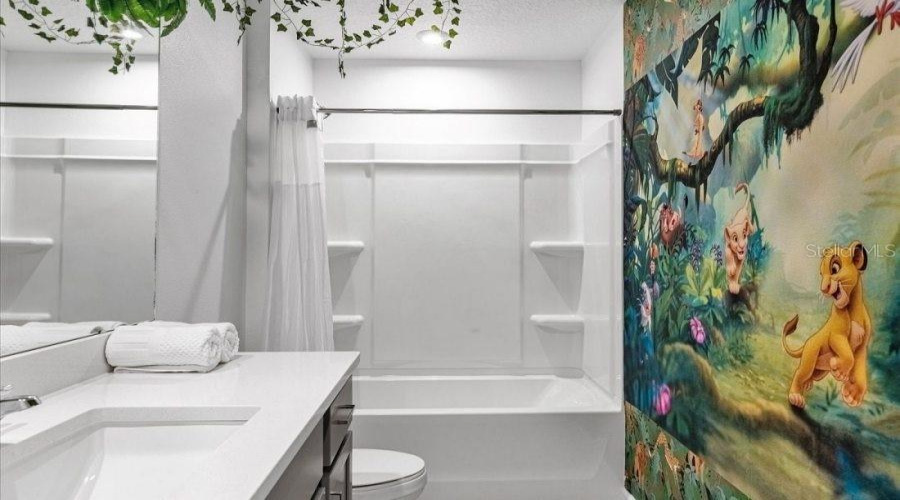 KISSIMMEE, Florida 34747, 9 Bedrooms Bedrooms, ,6 BathroomsBathrooms,Residential,For Sale,TURQUOISE WAVE,0,MFRO6370914