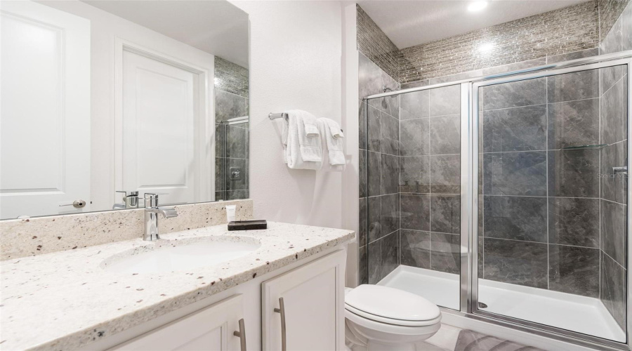 KISSIMMEE, Florida 34747, 5 Bedrooms Bedrooms, ,5 BathroomsBathrooms,Residential,For Sale,DESERT MOUNTAIN,0,MFRO6371095