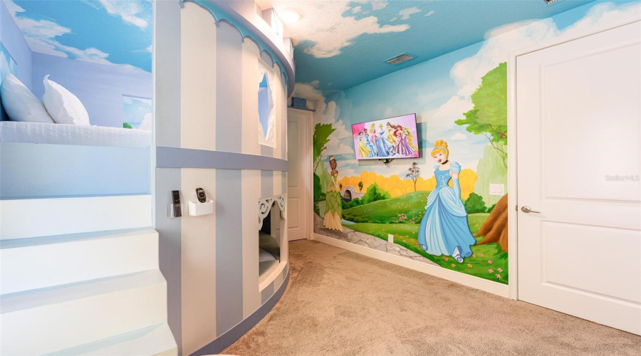 KISSIMMEE, Florida 34747, 5 Bedrooms Bedrooms, ,5 BathroomsBathrooms,Residential,For Sale,DESERT MOUNTAIN,0,MFRO6371095