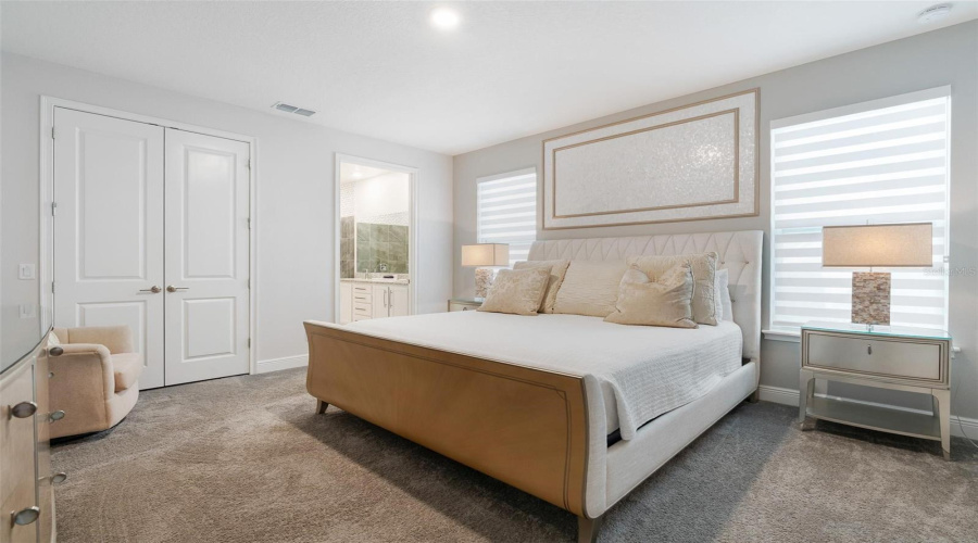 KISSIMMEE, Florida 34747, 5 Bedrooms Bedrooms, ,5 BathroomsBathrooms,Residential,For Sale,DESERT MOUNTAIN,0,MFRO6371095