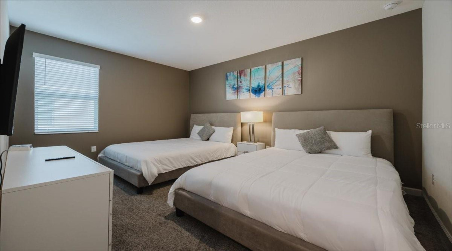 DAVENPORT, Florida 33896, 3 Bedrooms Bedrooms, ,2 BathroomsBathrooms,Residential,For Sale,OCEAN COURSE,0,MFRC7519683