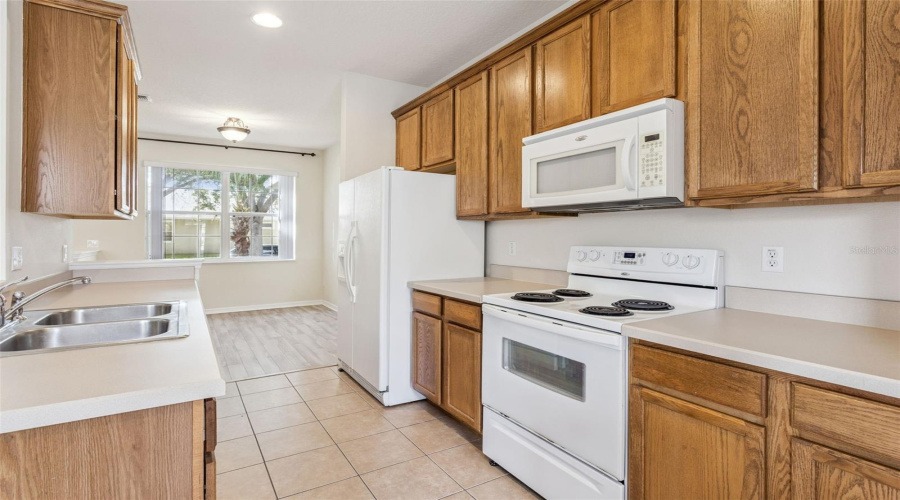 ORLANDO, Florida 32836, 2 Bedrooms Bedrooms, ,2 BathroomsBathrooms,Residential,For Sale,LEELAND ARCHER,0,MFRO6370160