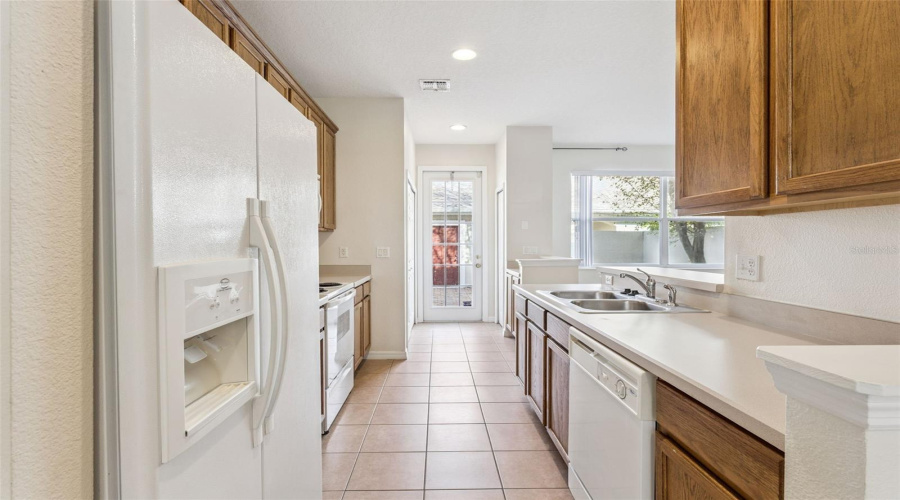 ORLANDO, Florida 32836, 2 Bedrooms Bedrooms, ,2 BathroomsBathrooms,Residential,For Sale,LEELAND ARCHER,0,MFRO6370160