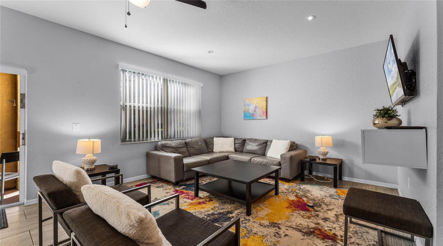 DAVENPORT, Florida 33897, 3 Bedrooms Bedrooms, ,3 BathroomsBathrooms,Residential,For Sale,MIRAMAR,0,MFRO6370918