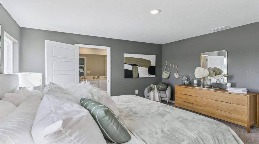 DAVENPORT, Florida 33837, 4 Bedrooms Bedrooms, ,2 BathroomsBathrooms,Residential,For Sale,MOLERA BEACH,0,MFRO6371084