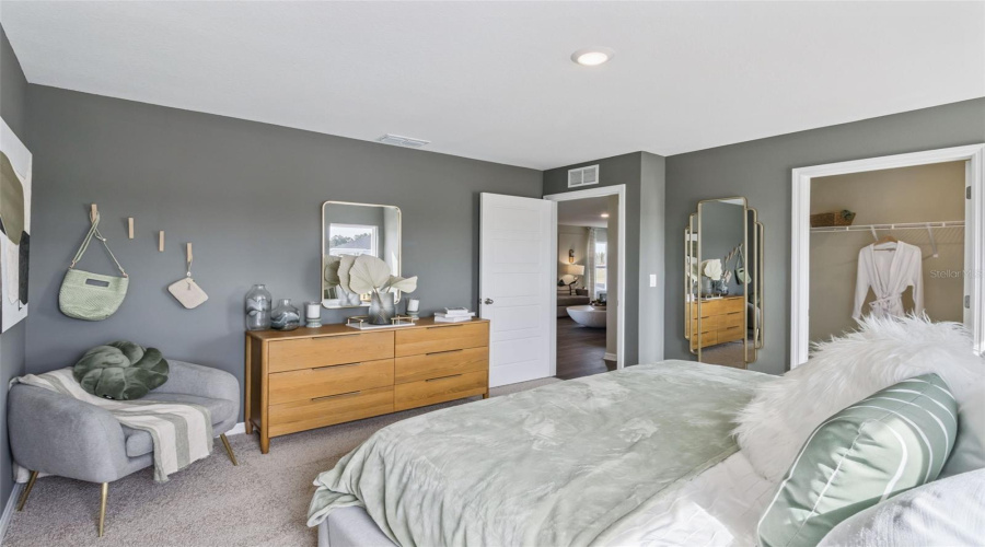 DAVENPORT, Florida 33837, 4 Bedrooms Bedrooms, ,2 BathroomsBathrooms,Residential,For Sale,MOLERA BEACH,0,MFRO6371084