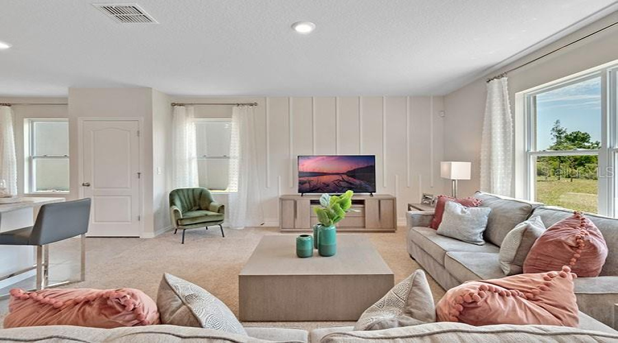 DAVENPORT, Florida 33837, 4 Bedrooms Bedrooms, ,2 BathroomsBathrooms,Residential,For Sale,MOLERA BEACH,0,MFRO6371132