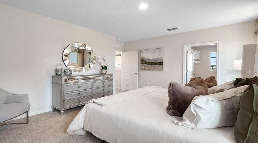 DAVENPORT, Florida 33837, 4 Bedrooms Bedrooms, ,2 BathroomsBathrooms,Residential,For Sale,MOLERA BEACH,0,MFRO6371132