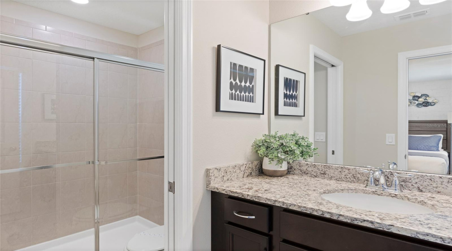 DAVENPORT, Florida 33897, 9 Bedrooms Bedrooms, ,6 BathroomsBathrooms,Residential,For Sale,LELANI,0,MFRO6369491