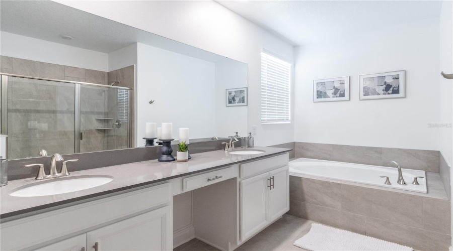 KISSIMMEE, Florida 34746, 6 Bedrooms Bedrooms, ,5 BathroomsBathrooms,Residential,For Sale,PROTAGONIST,0,MFRO6371206