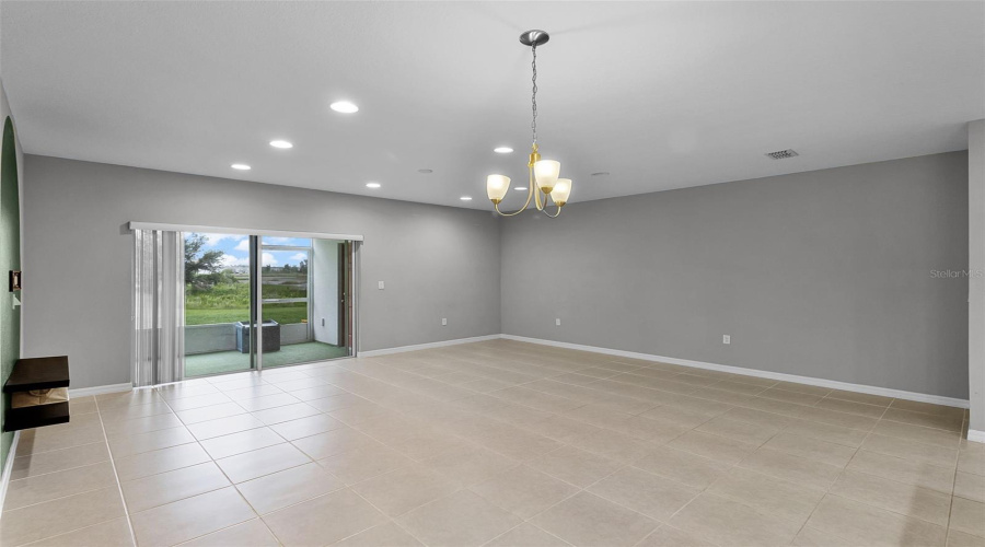 DAVENPORT, Florida 33837, 3 Bedrooms Bedrooms, ,2 BathroomsBathrooms,Residential,For Sale,PRIMROSE,0,MFRO6312425