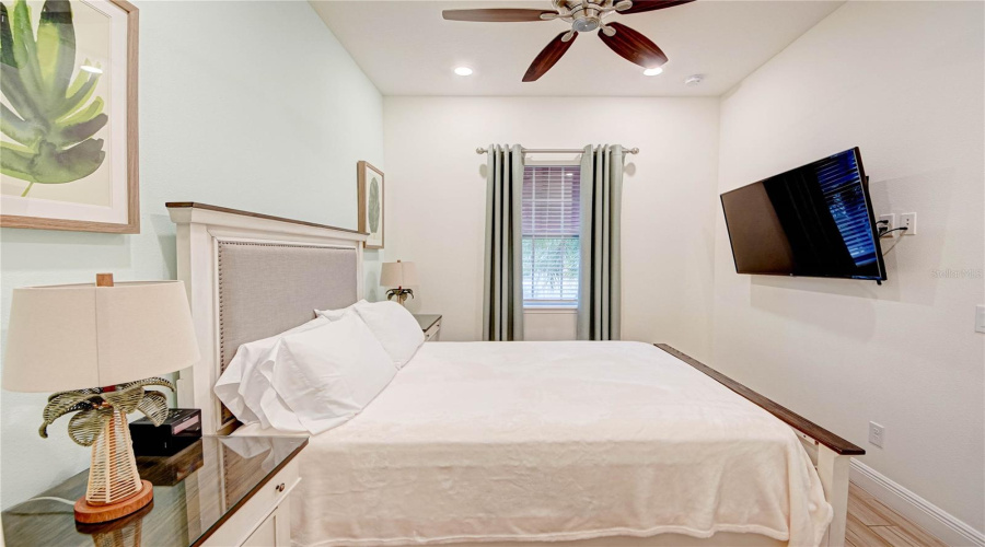 KISSIMMEE, Florida 34747, 5 Bedrooms Bedrooms, ,5 BathroomsBathrooms,Residential,For Sale,LOST SHAKER,0,MFRO6347658