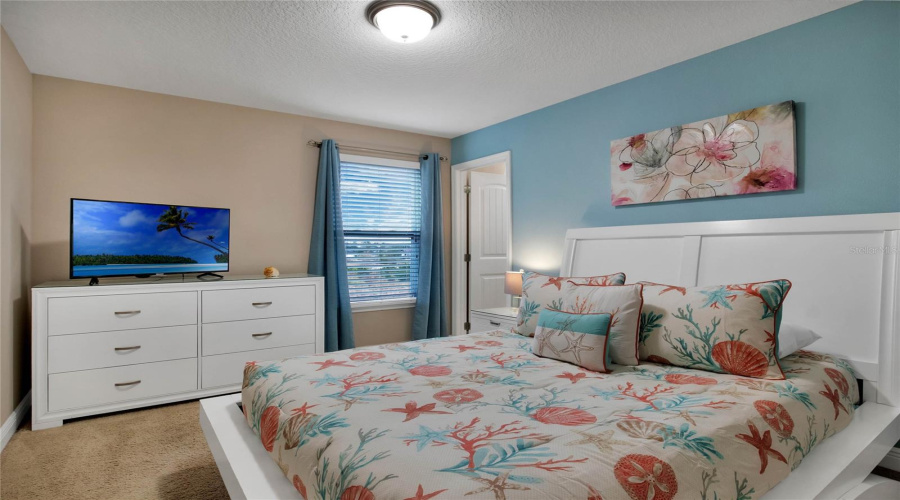 DAVENPORT, Florida 33837, 7 Bedrooms Bedrooms, ,5 BathroomsBathrooms,Residential,For Sale,OAKTREE,0,MFRS5133053