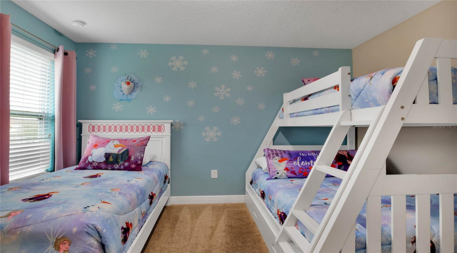 DAVENPORT, Florida 33837, 7 Bedrooms Bedrooms, ,5 BathroomsBathrooms,Residential,For Sale,OAKTREE,0,MFRS5133053