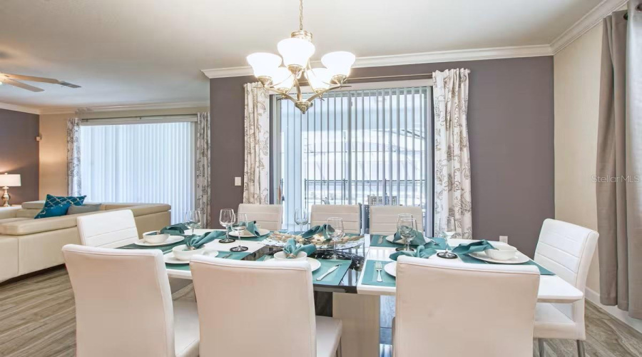 KISSIMMEE, Florida 34746, 6 Bedrooms Bedrooms, ,5 BathroomsBathrooms,Residential,For Sale,KINGS CASTLE,0,MFRO6369737