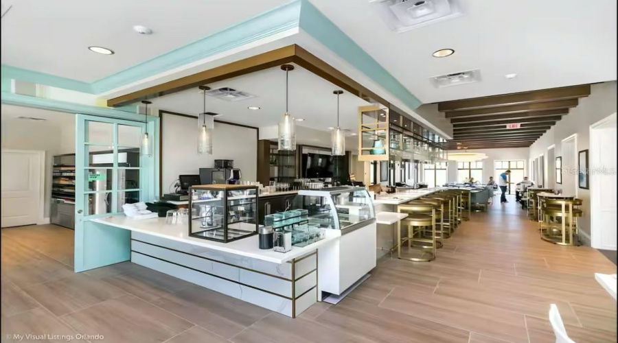 KISSIMMEE, Florida 34747, 6 Bedrooms Bedrooms, ,4 BathroomsBathrooms,Residential,For Sale,TROPICAL PALMS,0,MFRO6303971