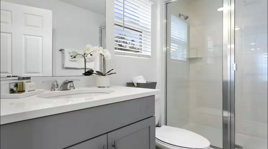 KISSIMMEE, Florida 34747, 6 Bedrooms Bedrooms, ,4 BathroomsBathrooms,Residential,For Sale,TROPICAL PALMS,0,MFRO6303971