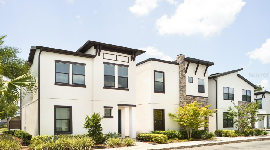 DAVENPORT, Florida 33896, 4 Bedrooms Bedrooms, ,3 BathroomsBathrooms,Residential,For Sale,VILLA DOMANI,0,MFRS5122677