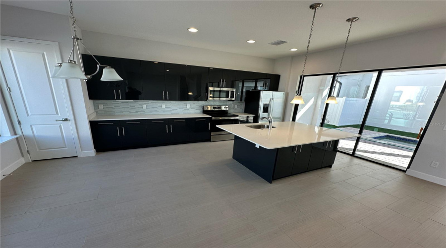 DAVENPORT, Florida 33896, 4 Bedrooms Bedrooms, ,3 BathroomsBathrooms,Residential,For Sale,VILLA DOMANI,0,MFRS5122677