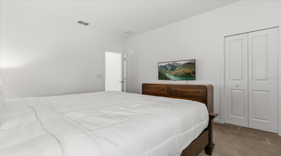 KISSIMMEE, Florida 34746, 6 Bedrooms Bedrooms, ,4 BathroomsBathrooms,Residential,For Sale,BALLO,0,MFRO6346506