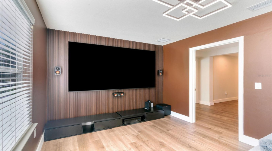 ORLANDO, Florida 32836, 3 Bedrooms Bedrooms, ,3 BathroomsBathrooms,Residential,For Sale,VERRAZANO DR,0,MFRO6360645