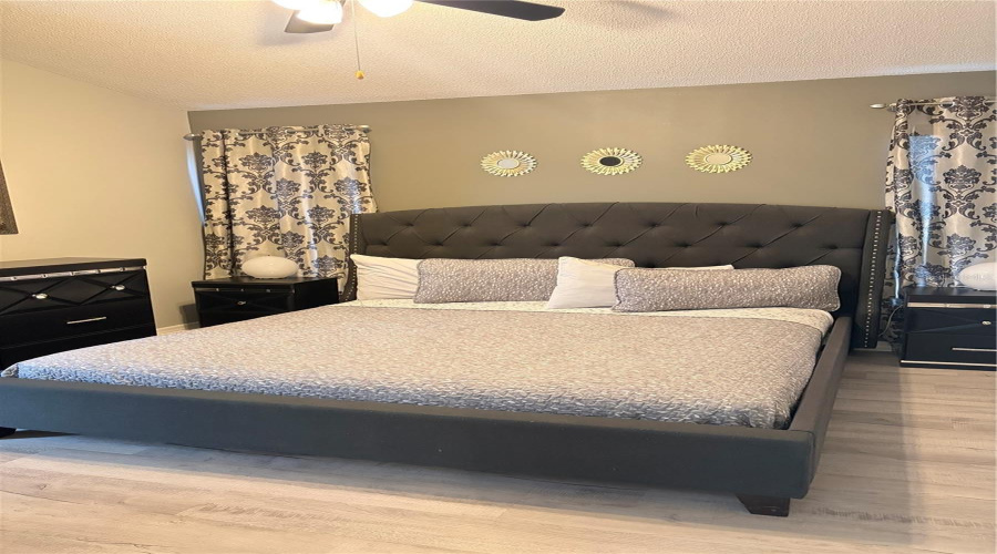 KISSIMMEE, Florida 34747, 5 Bedrooms Bedrooms, ,4 BathroomsBathrooms,Residential,For Sale,ROARING CREEK,0,MFRO6371323