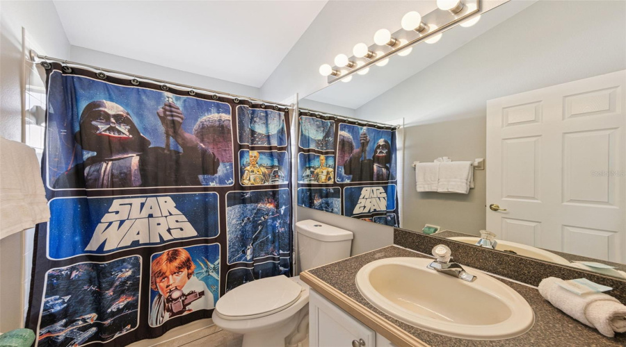 KISSIMMEE, Florida 34747, 5 Bedrooms Bedrooms, ,4 BathroomsBathrooms,Residential,For Sale,ROARING CREEK,0,MFRO6371323