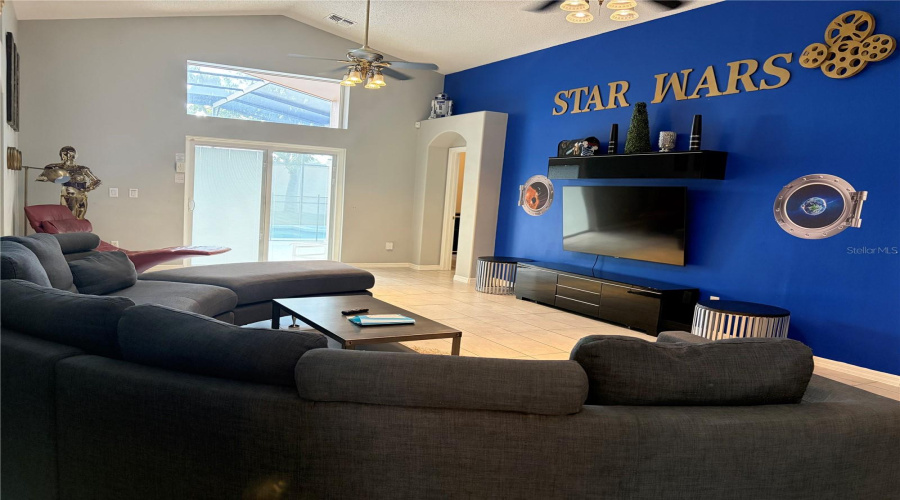 KISSIMMEE, Florida 34747, 5 Bedrooms Bedrooms, ,4 BathroomsBathrooms,Residential,For Sale,ROARING CREEK,0,MFRO6371323