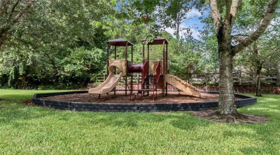 DAVENPORT, Florida 33896, 2 Bedrooms Bedrooms, ,2 BathroomsBathrooms,Residential,For Sale,TUSCAN TER,0,MFRO6371339