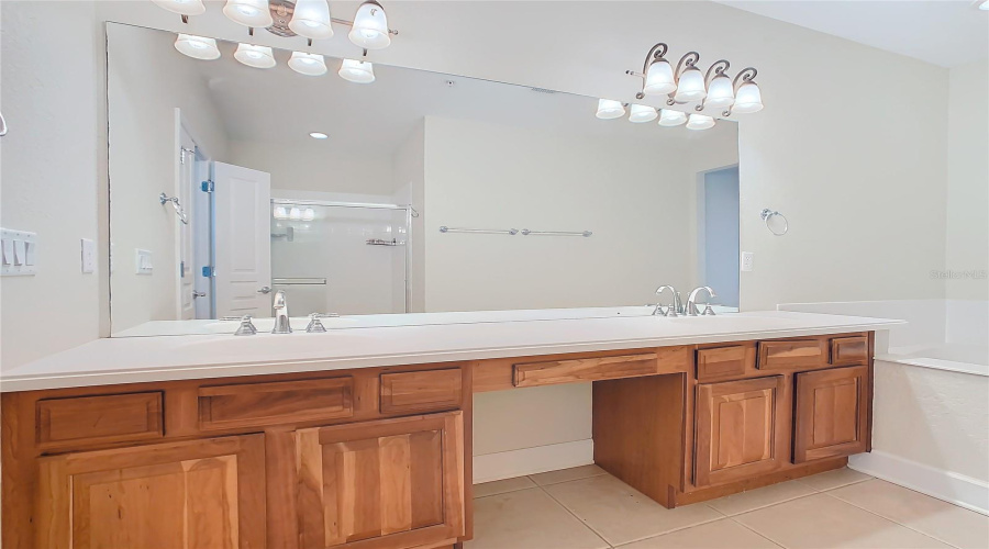 Showing the double vanity sink.