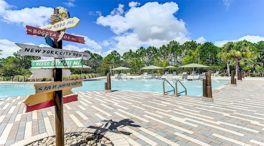 DAVENPORT, Florida 33896, 3 Bedrooms Bedrooms, ,2 BathroomsBathrooms,Residential,For Sale,LONGBOAT,0,MFRS5140554