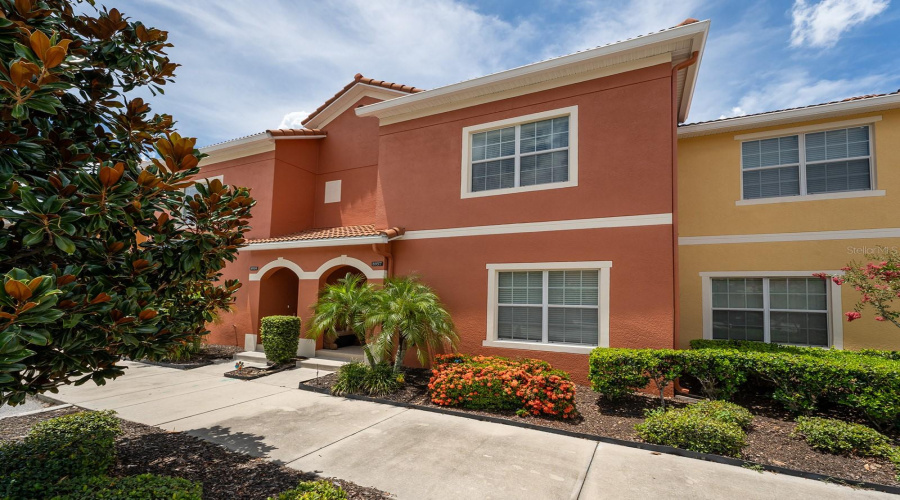 KISSIMMEE, Florida 34747, 4 Bedrooms Bedrooms, ,3 BathroomsBathrooms,Residential,For Sale,CAT PALM,0,MFRO6371523