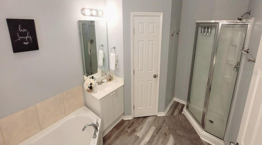 KISSIMMEE, Florida 34746, 3 Bedrooms Bedrooms, ,3 BathroomsBathrooms,Residential,For Sale,CLUB CORTILE,0,MFRS5126500