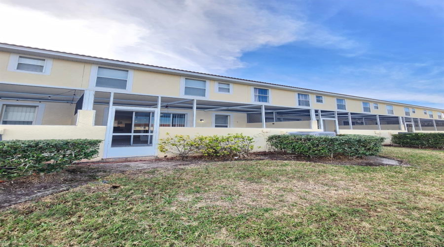 KISSIMMEE, Florida 34746, 3 Bedrooms Bedrooms, ,2 BathroomsBathrooms,Residential,For Sale,SOUTH BEACH,0,MFRO6371164