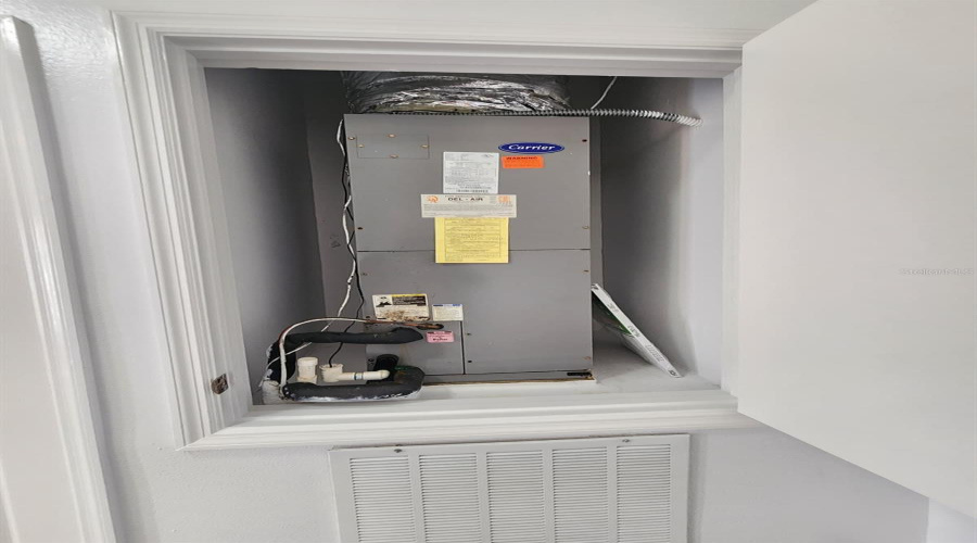 KISSIMMEE, Florida 34746, 3 Bedrooms Bedrooms, ,2 BathroomsBathrooms,Residential,For Sale,SOUTH BEACH,0,MFRO6371164